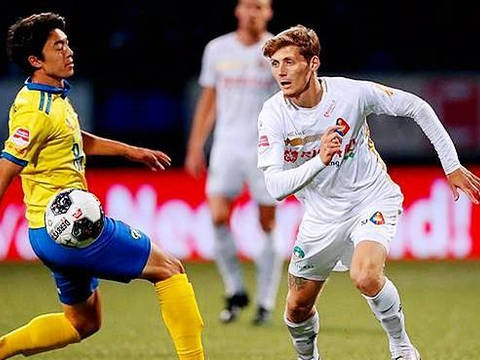 尤其是在面 尤其是在面