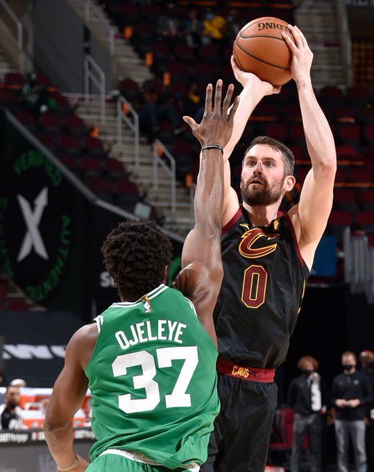 场内外风向 场内外风向